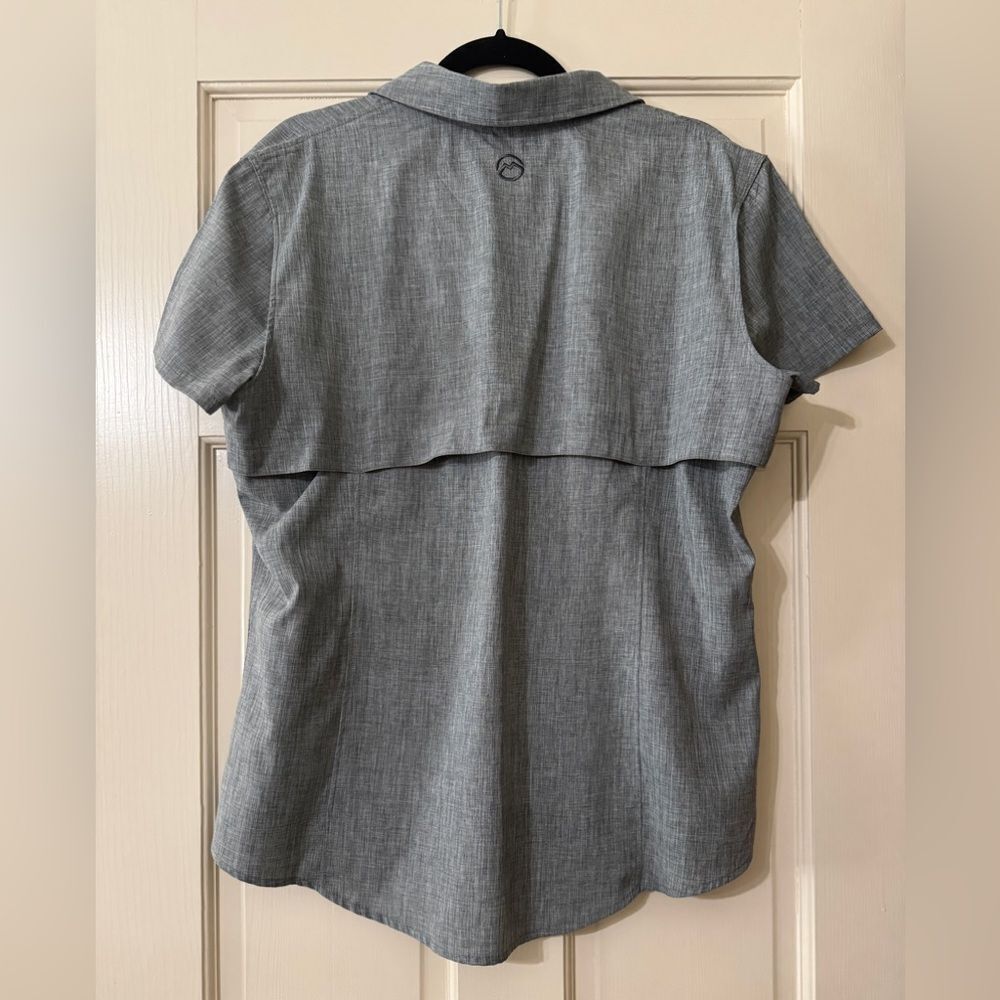 Women’s Magellan Outdoors Casual Fit Button Down Shirt XL - Picture 3 of 3